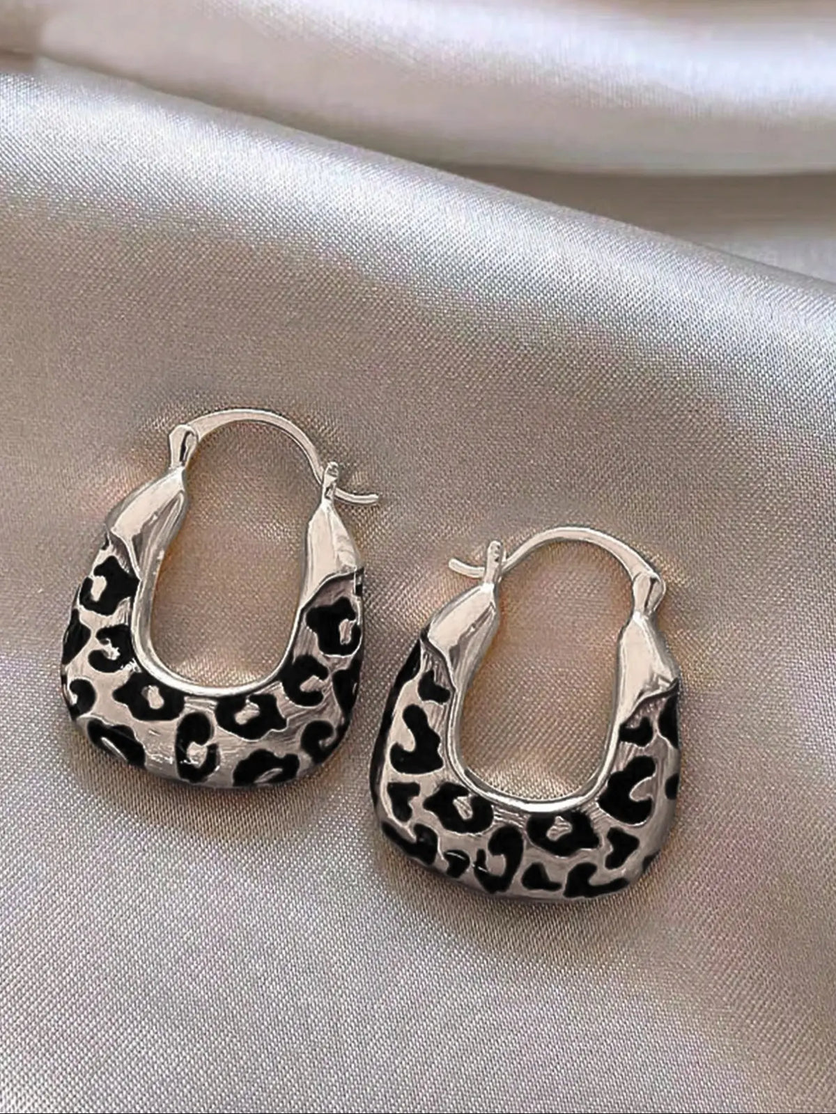 Vintage Geometric Leopard Print Hoop Earrings, Unique Design Earrings, High-End Elegant Party Jewelry for Women, Perfect for Gatherings
