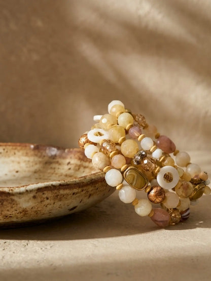 4 Pcs Natural Stone Beaded Bracelets, Bohemian Vintage Style, Earth Tone Multi-Pendant Elastic Stackable, Women's Beach Vacation Daily Accessory, Boho Stone Bracelet