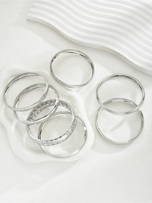 7PCS Women's Silver Multi-Texture Bangles Bracelets Set, Brushed/Hammered Pattern Design, Minimalist Cool Style, Versatile for Daily Outfits & Gatherings, Multi-Scene Wear, Layered Personalized Accessories, Fashionable Bangles, Stackable Bangle Set