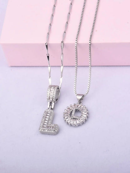 Initials Necklace with Box, 26 Letters Pendant Necklace, Alphabet Letter Necklace for Women & Girls, Fashion Jewelry for Party, Daily Decor, Trendy All-match & Exquisite Jewelry for Birthday Gift, Personalized Initial Necklace, Fashionable Accessory