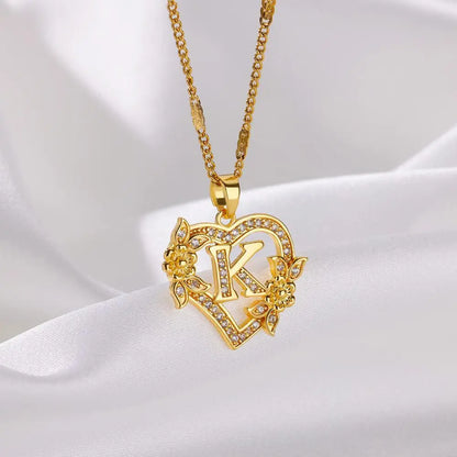 New Fashion Letter Detail Heart Shaped Pendant Necklace, Love Necklace for Women for Summer, Rhinestone & Flower Decor Stainless Steel Matching Necklace Jewelry, Girl's Temperament Cloths Accessory for Daily Wear
