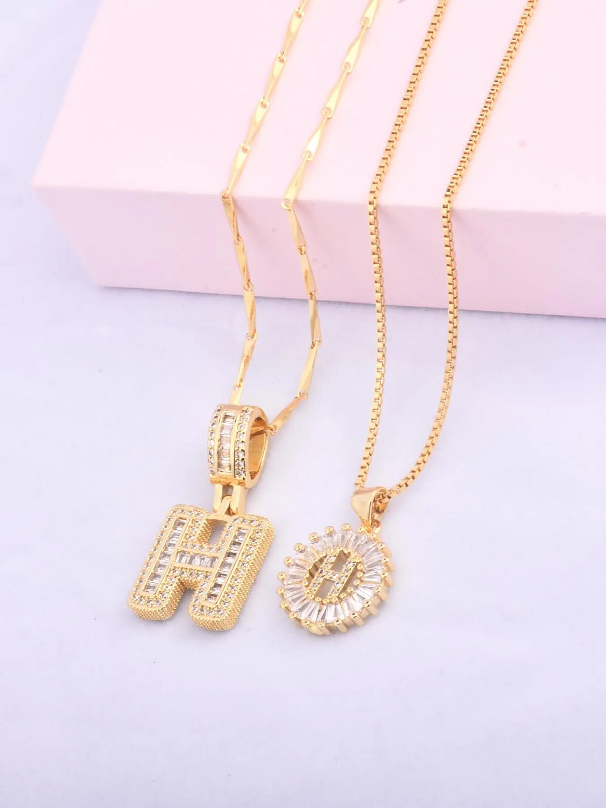 Initials Necklace with Box, 26 Letters Pendant Necklace, Alphabet Letter Necklace for Women & Girls, Fashion Jewelry for Party, Daily Decor, Trendy All-match & Exquisite Jewelry for Birthday Gift, Personalized Initial Necklace, Fashionable Accessory