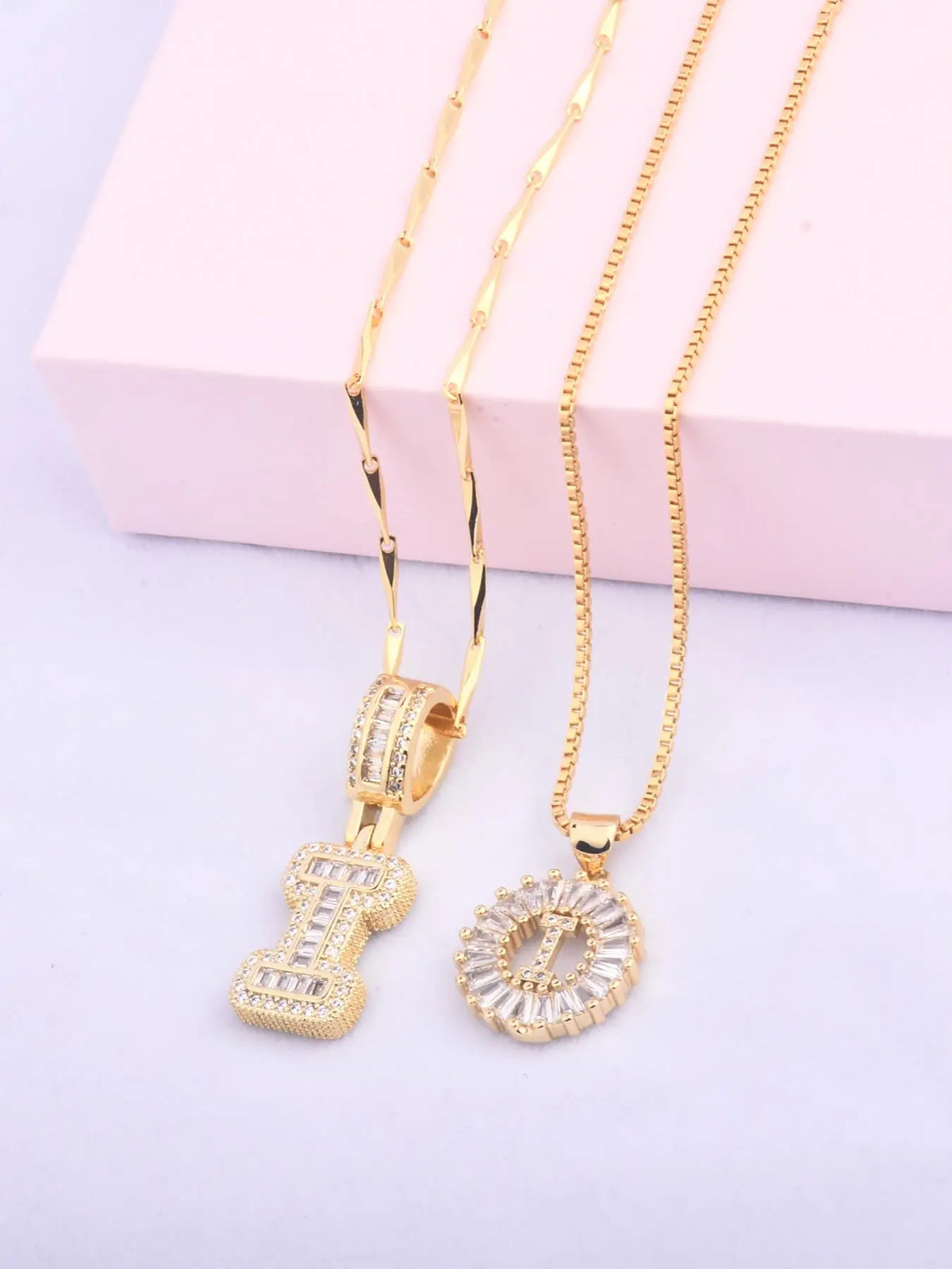 Initials Necklace with Box, 26 Letters Pendant Necklace, Alphabet Letter Necklace for Women & Girls, Fashion Jewelry for Party, Daily Decor, Trendy All-match & Exquisite Jewelry for Birthday Gift, Personalized Initial Necklace, Fashionable Accessory