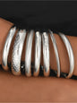 7PCS Women's Silver Multi-Texture Bangles Bracelets Set, Brushed/Hammered Pattern Design, Minimalist Cool Style, Versatile for Daily Outfits & Gatherings, Multi-Scene Wear, Layered Personalized Accessories, Fashionable Bangles, Stackable Bangle Set