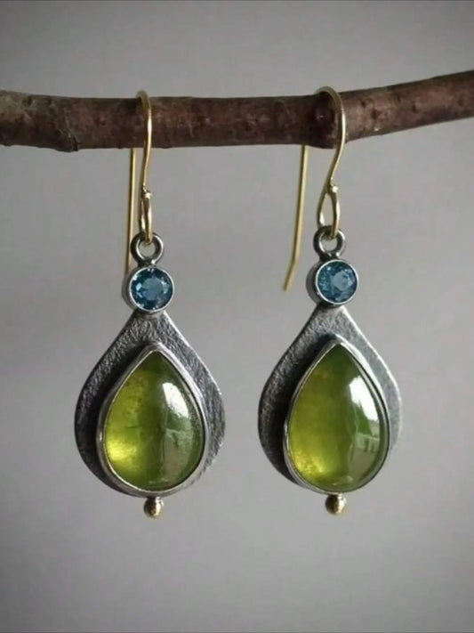 Vintage Elegant Boho Green Cubic Zirconia Earrings Fashionable Jewelry for Woman Daily Vacation Music Festival Anniversary Gift Couple's Gift，Gift for Her Elegant Minimalist High Quality Earrings Shining Earrings Dangle Earrings Set Earrings Dangling