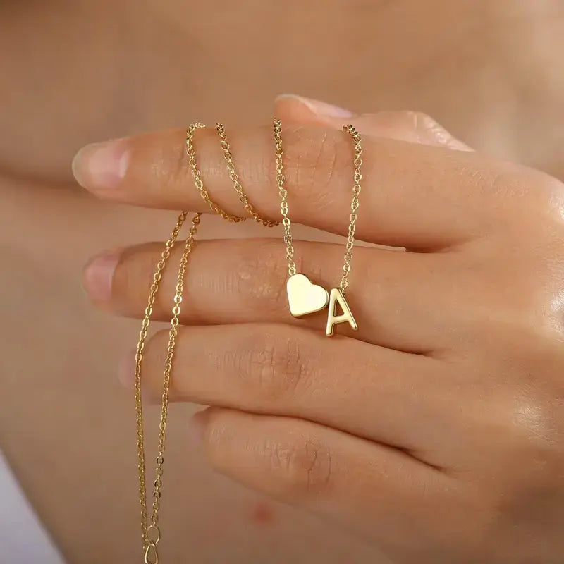 September Laurel Heart Initial Necklace for Women Teen Girls - 18K Gold Plated Letter A-Z Pendant Necklace Dainty Heart Necklaces Tiny Initial Necklaces Birthday Gifts for Women Jewelry Gift for Her Christmas Gift