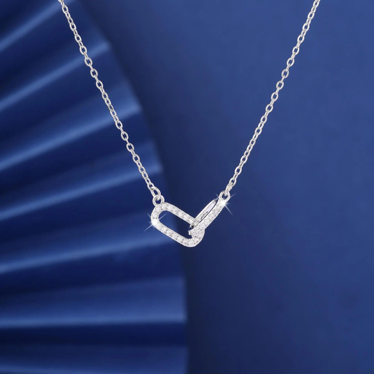 Women's Elegant Cross Theme Faith Pendant Necklace - Stacking Layered Pendant with Necklace, Fashion Costume Jewelry, Gift Idea for Gifting
