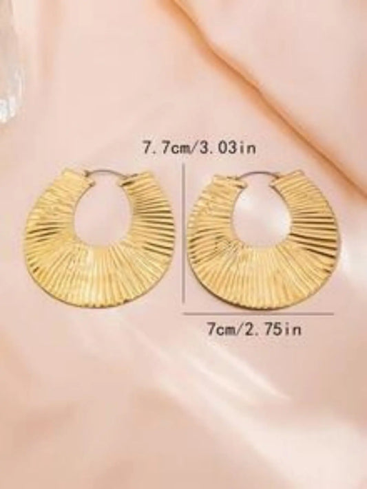 Minimalist Vintage Exaggerated U-Shaped Textured Hoop Earrings, Fashion Statement Hoops, Stylish and Elegant Jewelry Accessory for Daily and Party Wear