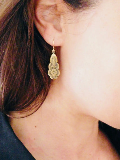 Victorian Style Earrings, Romantic Art Nouveau Women's Earrings, Gold Flower Dangle Earrings, Statement Earrings, Jewelry Gift for Mom, Fashion Dangle Earrings