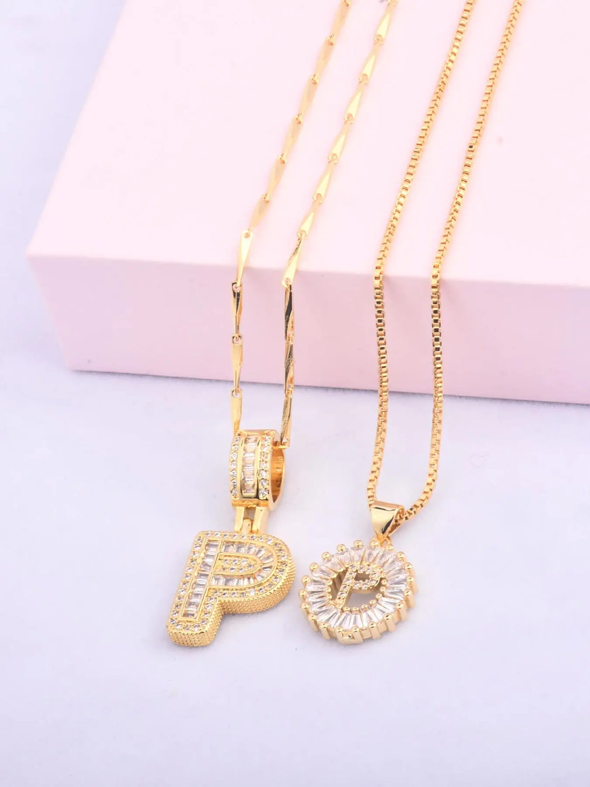 Initials Necklace with Box, 26 Letters Pendant Necklace, Alphabet Letter Necklace for Women & Girls, Fashion Jewelry for Party, Daily Decor, Trendy All-match & Exquisite Jewelry for Birthday Gift, Personalized Initial Necklace, Fashionable Accessory