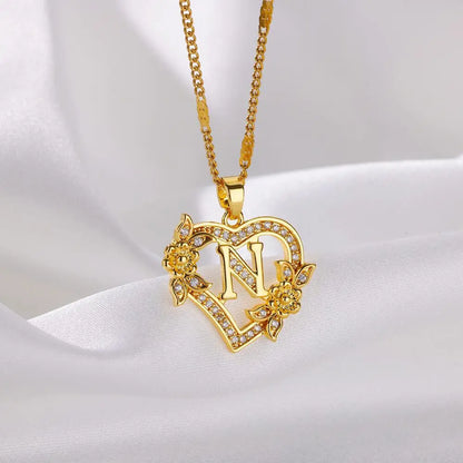 New Fashion Letter Detail Heart Shaped Pendant Necklace, Love Necklace for Women for Summer, Rhinestone & Flower Decor Stainless Steel Matching Necklace Jewelry, Girl's Temperament Cloths Accessory for Daily Wear
