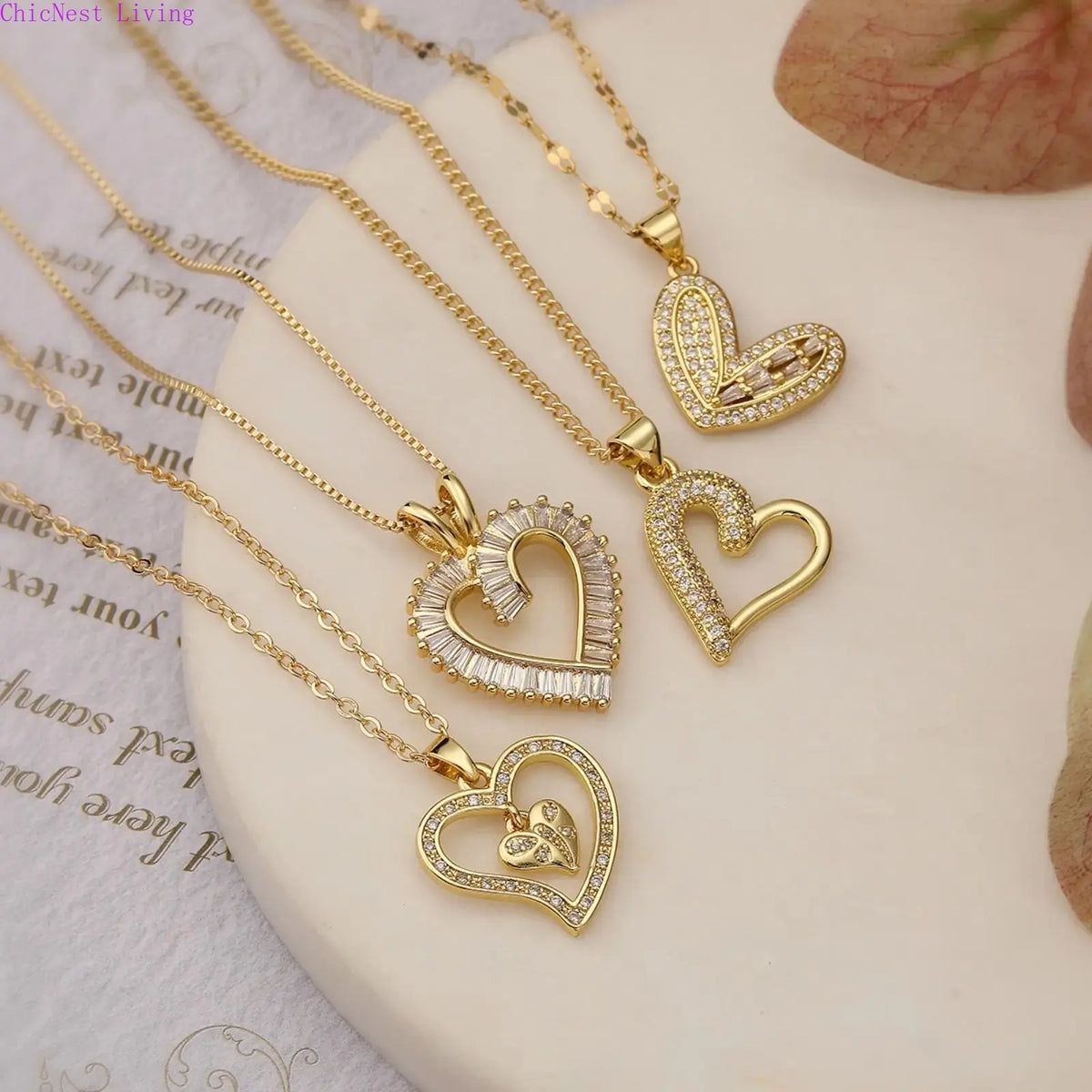 Women's 18K Gold Plated Heart Pendant Necklace, Shiny Zircon INS Minimalist Luxury Dainty Clavicle Chain, For Daily Casual Wear & Holiday Gifting, Sports & Outdoor Accessory, Soho-Chic