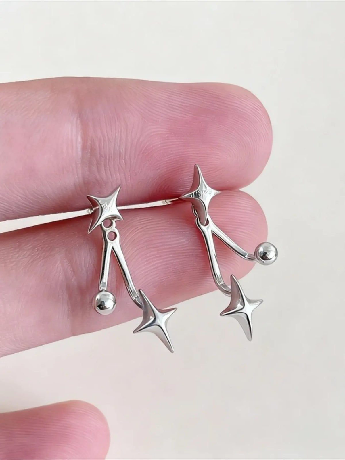 2pcs Korean Silvery Star Water Drop Ear Buckle Earrings, Stud Earrings, Earring Pack, Alloy Material with Ear Needles, Fade-Resistant, Hypoallergenic, Earring Stacking Set, Ins Earrings for Christmas, Valentine's