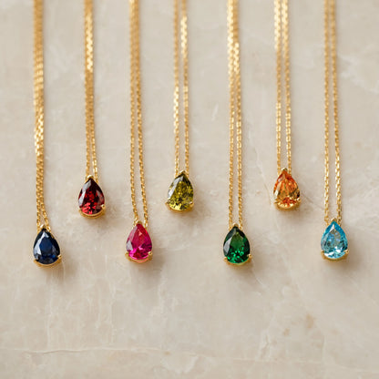 Dainty Diamond Necklace by Caitlyn Minimalist - Elegant Crystal Charm Necklace in Gold & Silver - Classic Solitaire Necklace - Minimalist Jewelry - Gift for Her