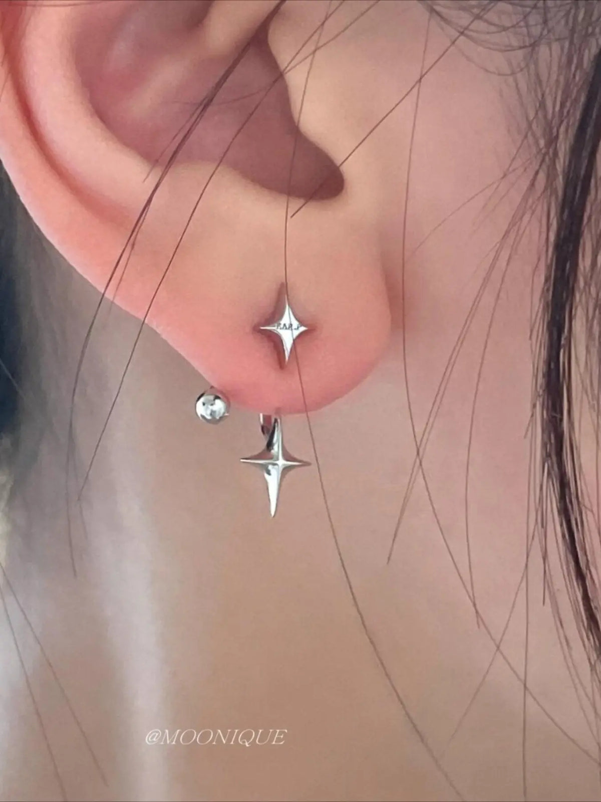 2pcs Korean Silvery Star Water Drop Ear Buckle Earrings, Stud Earrings, Earring Pack, Alloy Material with Ear Needles, Fade-Resistant, Hypoallergenic, Earring Stacking Set, Ins Earrings for Christmas, Valentine's