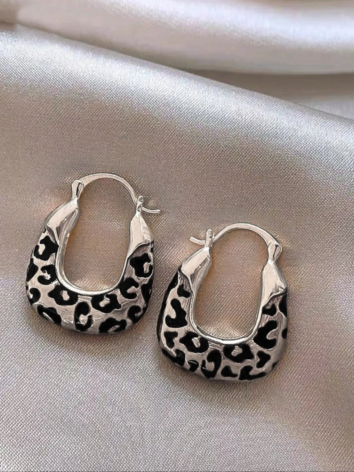 Vintage Geometric Leopard Print Hoop Earrings, Unique Design Earrings, High-End Elegant Party Jewelry for Women, Perfect for Gatherings
