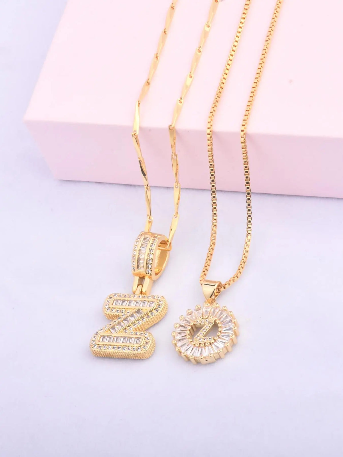Initials Necklace with Box, 26 Letters Pendant Necklace, Alphabet Letter Necklace for Women & Girls, Fashion Jewelry for Party, Daily Decor, Trendy All-match & Exquisite Jewelry for Birthday Gift, Personalized Initial Necklace, Fashionable Accessory