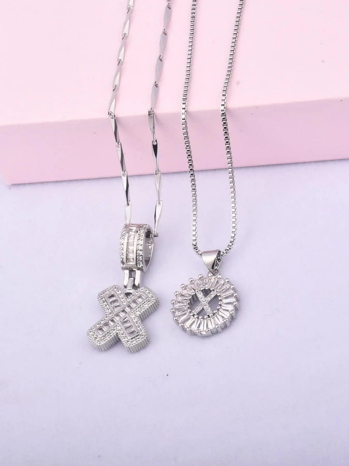 Initials Necklace with Box, 26 Letters Pendant Necklace, Alphabet Letter Necklace for Women & Girls, Fashion Jewelry for Party, Daily Decor, Trendy All-match & Exquisite Jewelry for Birthday Gift, Personalized Initial Necklace, Fashionable Accessory