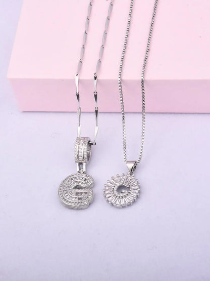 Initials Necklace with Box, 26 Letters Pendant Necklace, Alphabet Letter Necklace for Women & Girls, Fashion Jewelry for Party, Daily Decor, Trendy All-match & Exquisite Jewelry for Birthday Gift, Personalized Initial Necklace, Fashionable Accessory