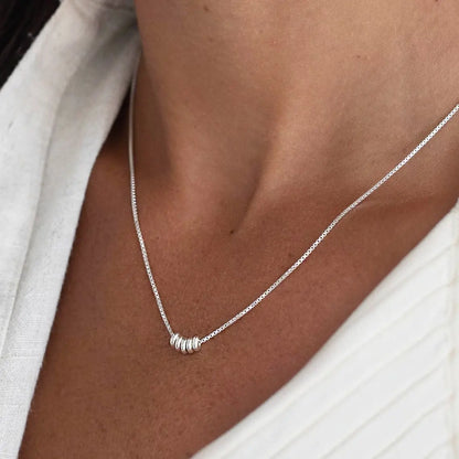 VENOCO Women's Cute Pendant Dainty Beads Necklace - 14k Gold/Silver Plated, Waterproof, Cute Accessories, Beads Necklaces, Gifts for Girlfriend, Suitable for Valentine's Day & Daily Wear